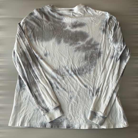 🩵Macy’s Budweiser Long Sleeve Tee - Women’s S - Picture 5 of 6